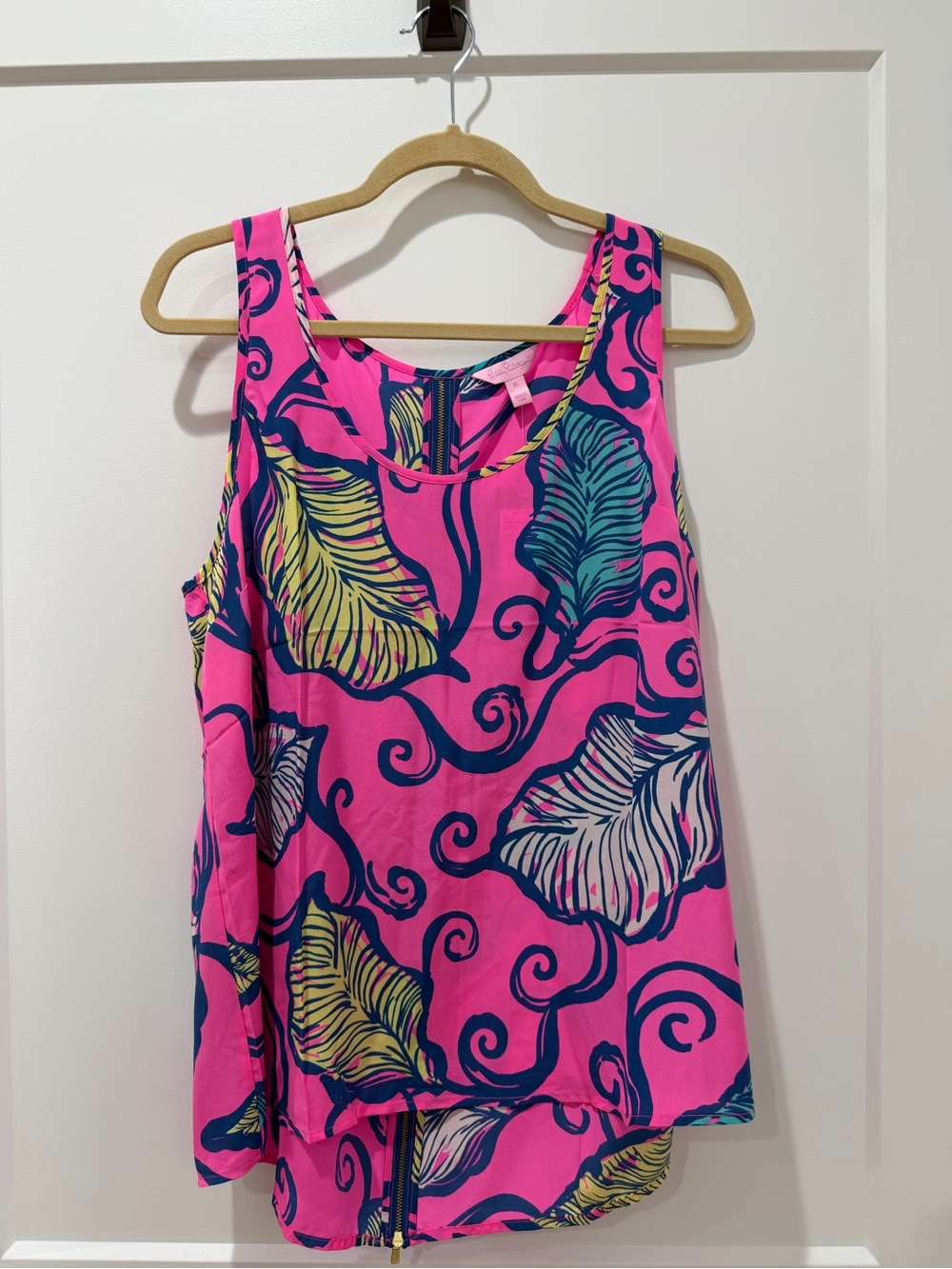 Lilly Pulitzer Tropical Pink Leaves in the Breeze Aerial Top XL